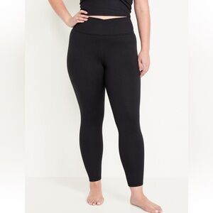 Old Navy Extra High-Waisted CloudComfy 7/8 Leggings, 25" inseam